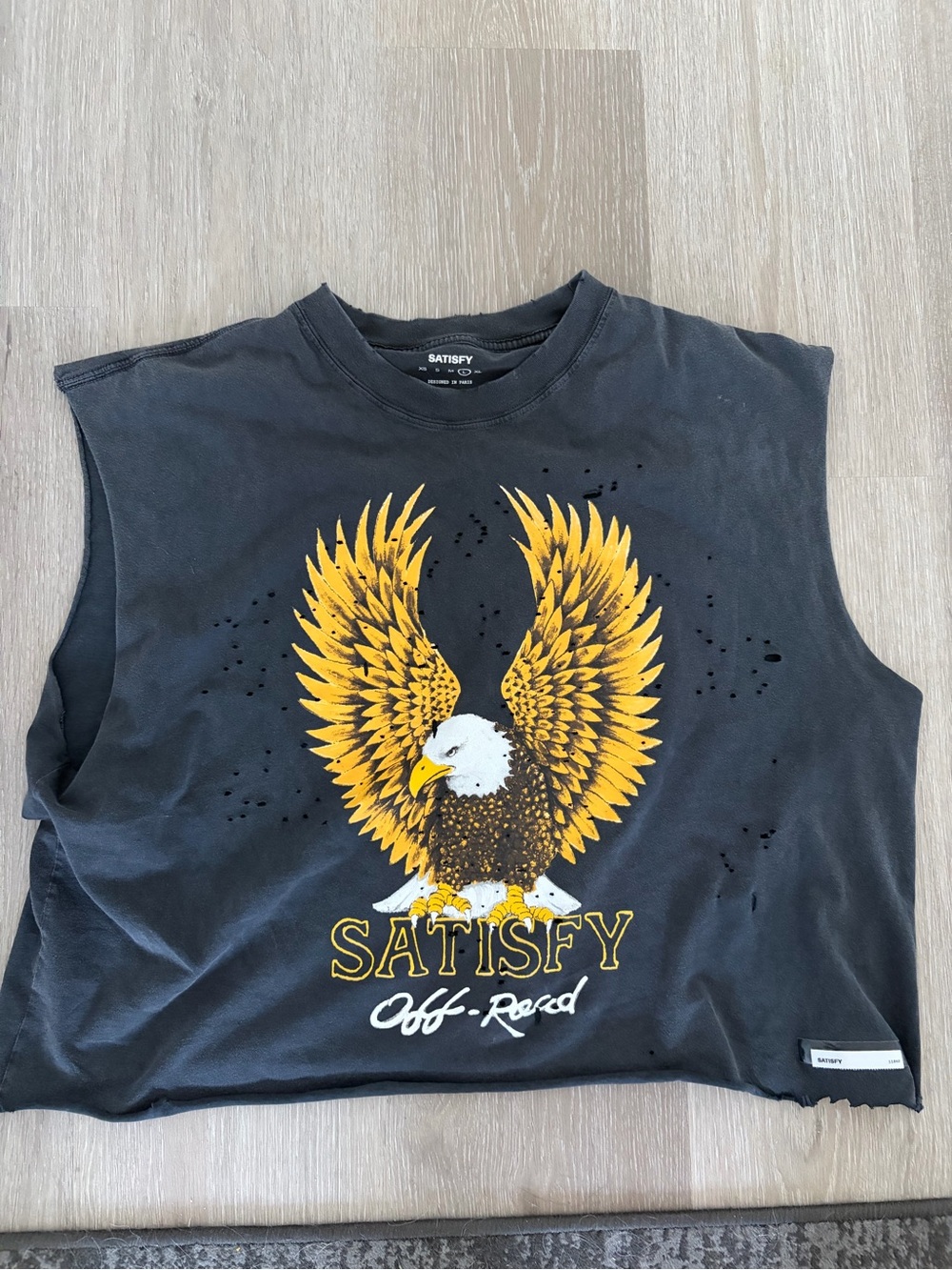 Satisfy Mothtech Black cropped running shirt with